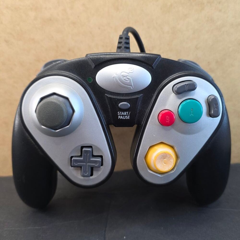 Pelican G3 Controller Nintendo GameCube